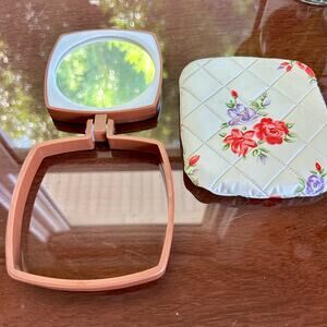 Vintage Folding Travel Mirror with Vinyl Floral Storage Pouch 